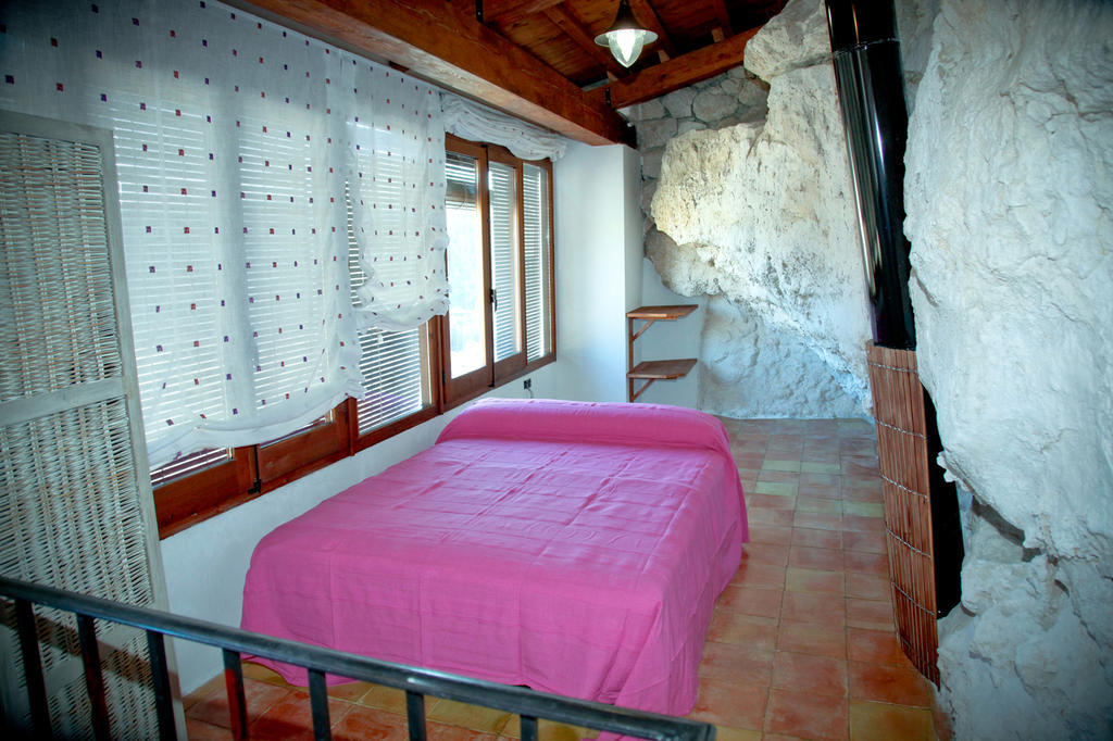 Casa Rural La Bodeguilla Alcala del Jucar Quarto foto